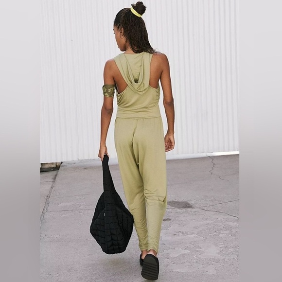 NWT Free People Movement Second Chance One Piece Hooded Sleeveless Sage Small - Picture 4 of 5